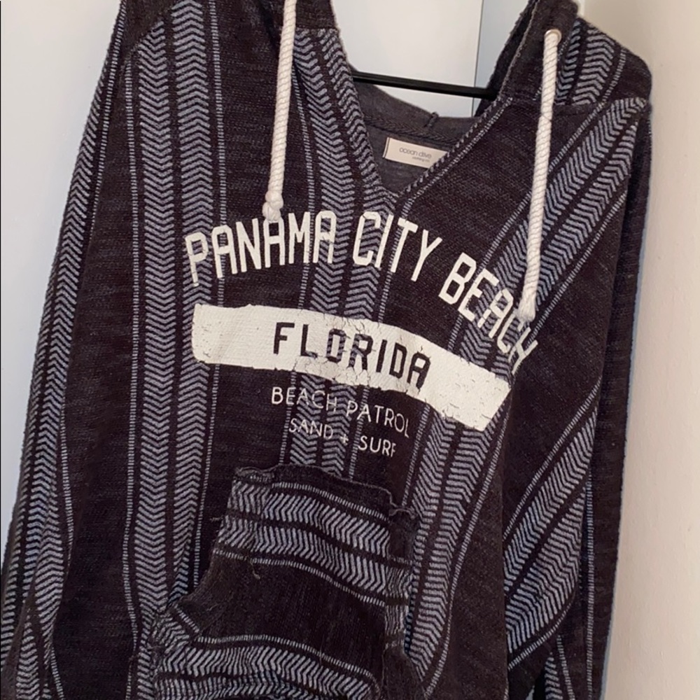 hoodie / sweatshirt
